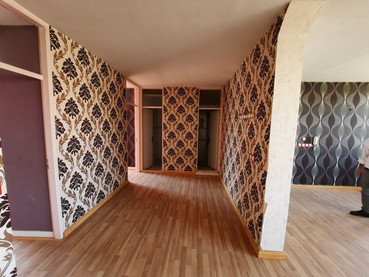 آپارتمان 107 متری فاز 1 هشتگرد (4) آپارتمان 107 متری فاز 1 هشتگرد (4)