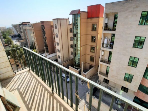 آپارتمان 118 متری فاز 1 هشتگرد (1)