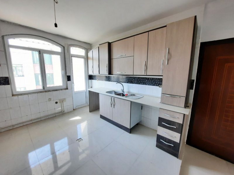 آپارتمان 118 متری فاز 1 هشتگرد (3)