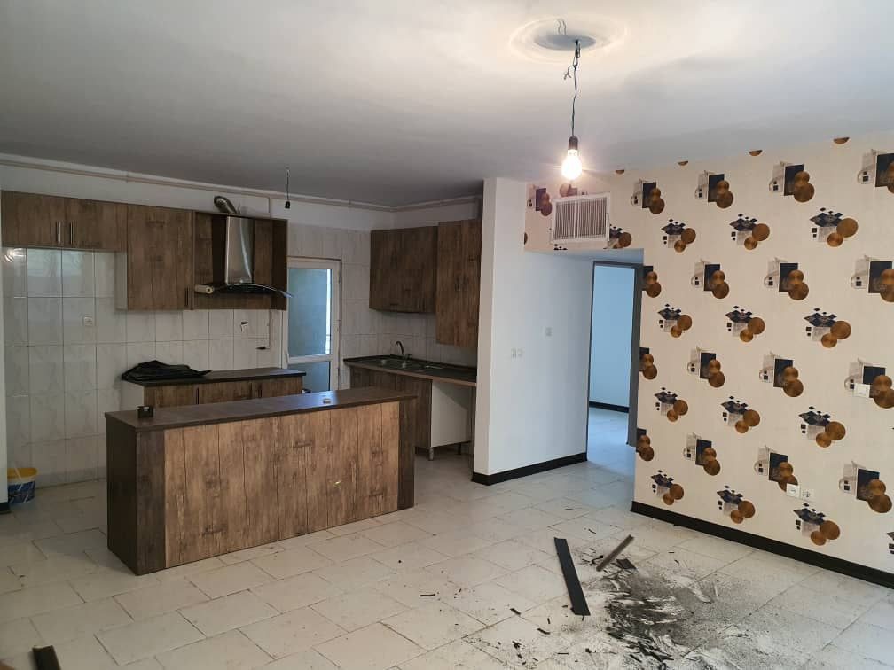 آپارتمان 80 متری مسکن مهر فاز 4 هشتگرد 3