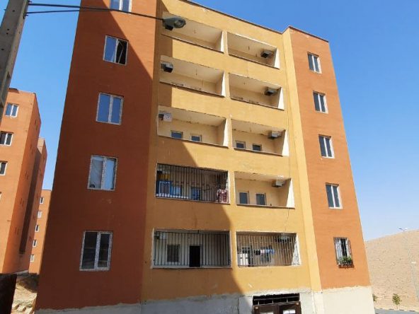 آپارتمان 83 متری مسکن مهر فاز 7 هشتگرد (3)