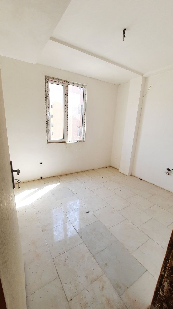 آپارتمان 83 متری مسکن مهر فاز 7 هشتگرد (5) آپارتمان 83 متری مسکن مهر فاز 7 هشتگرد (5)