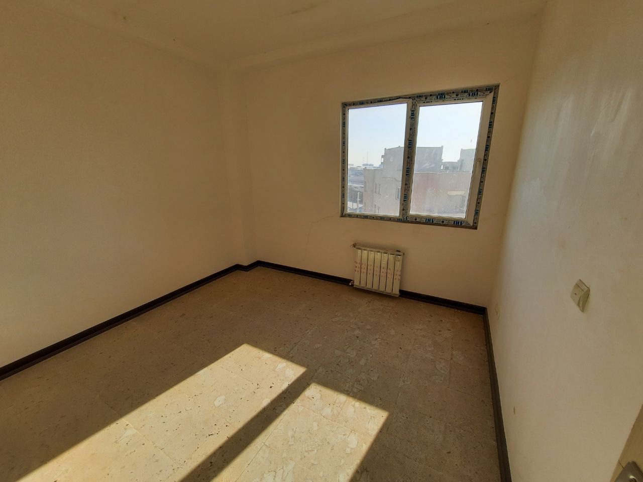 آپارتمان 85 متری فاز 7 هشتگرد (4) آپارتمان 85 متری فاز 7 هشتگرد (4)