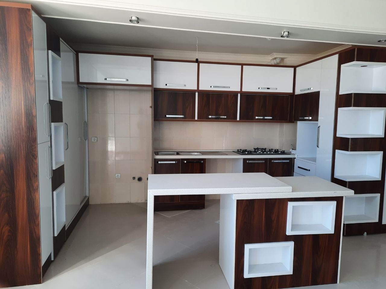 آپارتمان 90 متری هشتگرد فاز 1 (3) آپارتمان 90 متری هشتگرد فاز 1 (3)