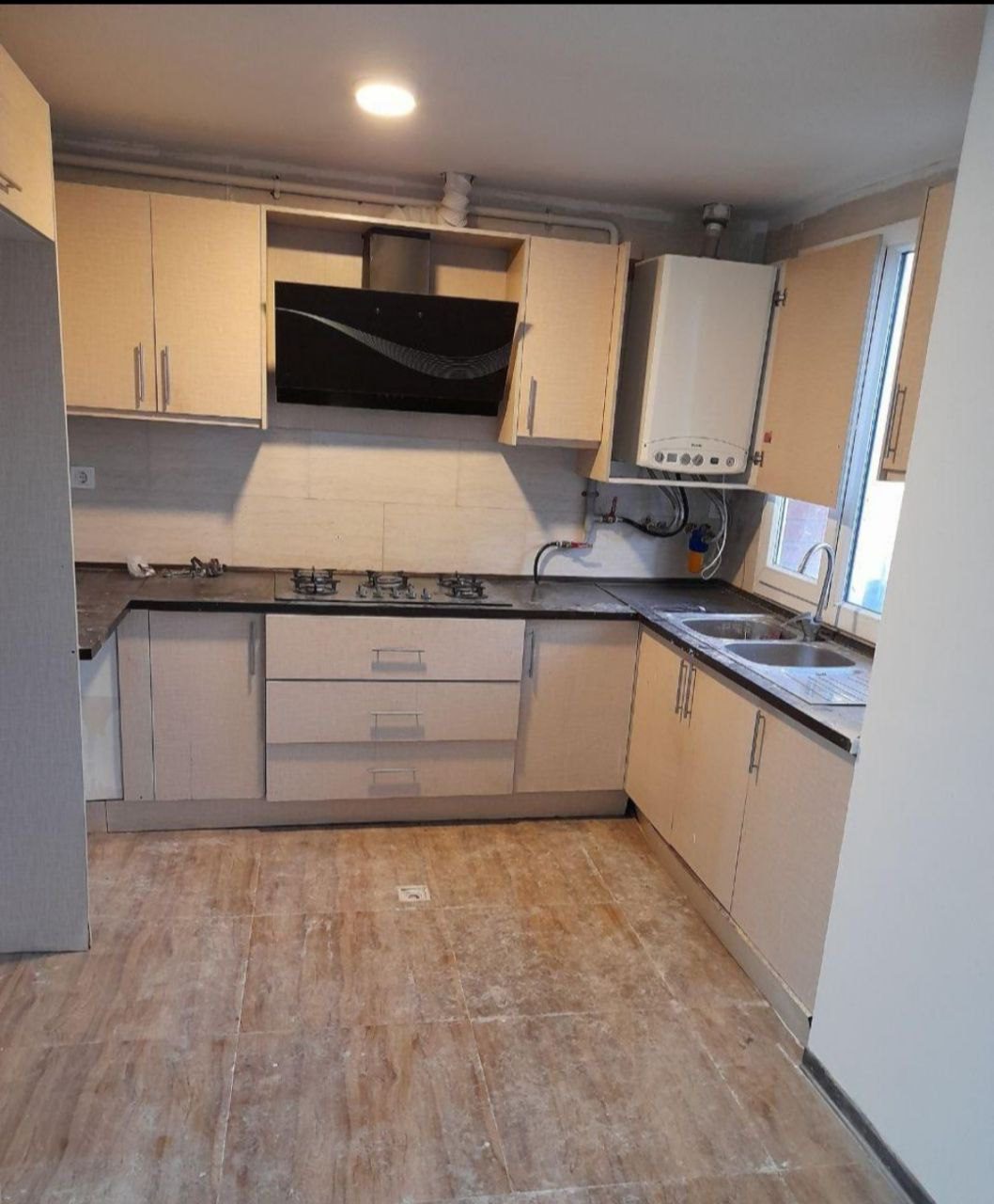 خانه 110 متری شهرک بهار هشتگرد (1)