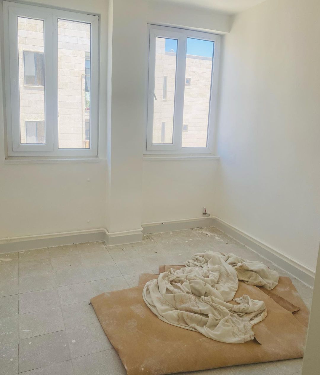 آپارتمان 100 متری فاز 2 هشتگرد (3) آپارتمان 100 متری فاز 2 هشتگرد (3)