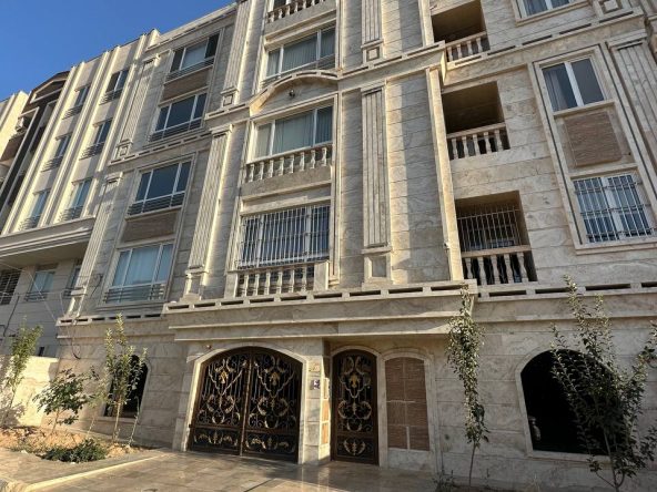 آپارتمان 130 متری فاز 2 هشتگرد (1)