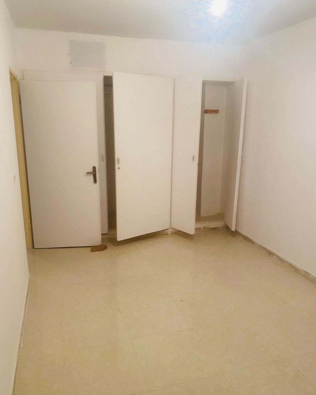 آپارتمان 2 خواب فاز 2 هشتگرد (2) آپارتمان 2 خواب فاز 2 هشتگرد (2)