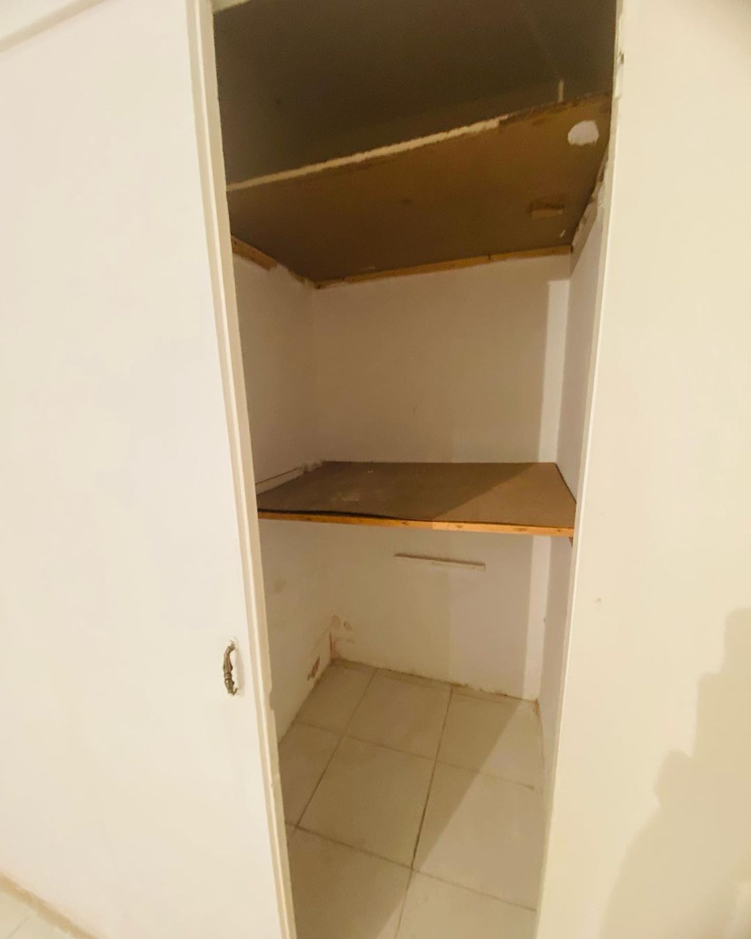 آپارتمان 2 خواب فاز 2 هشتگرد (6) آپارتمان 2 خواب فاز 2 هشتگرد (6)