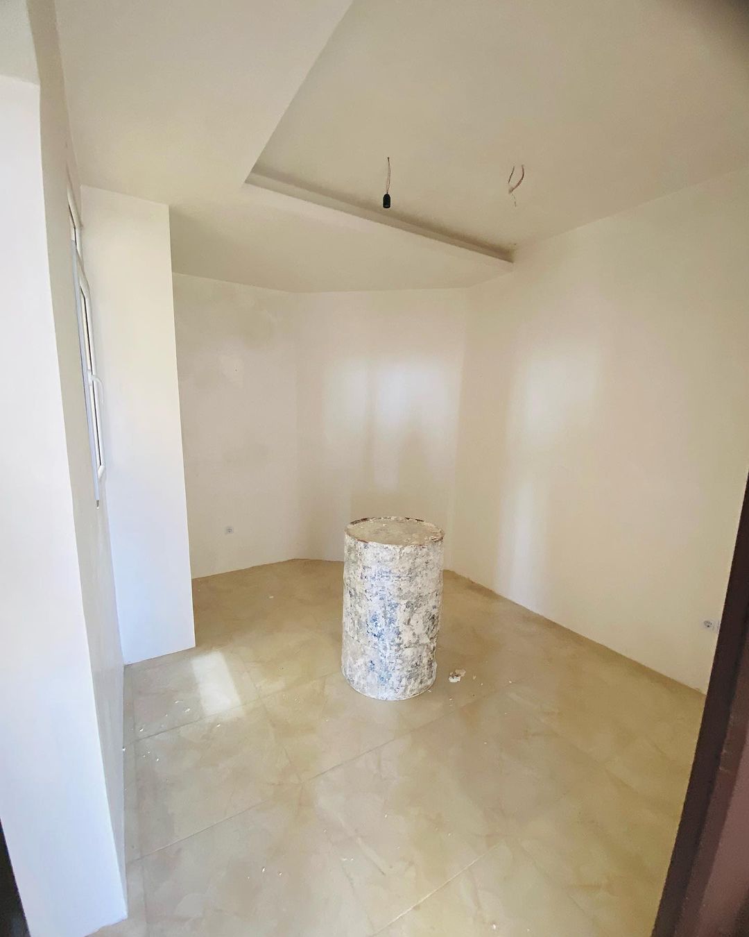 آپارتمان 2 خوابه فاز 7 هشتگرد (1)