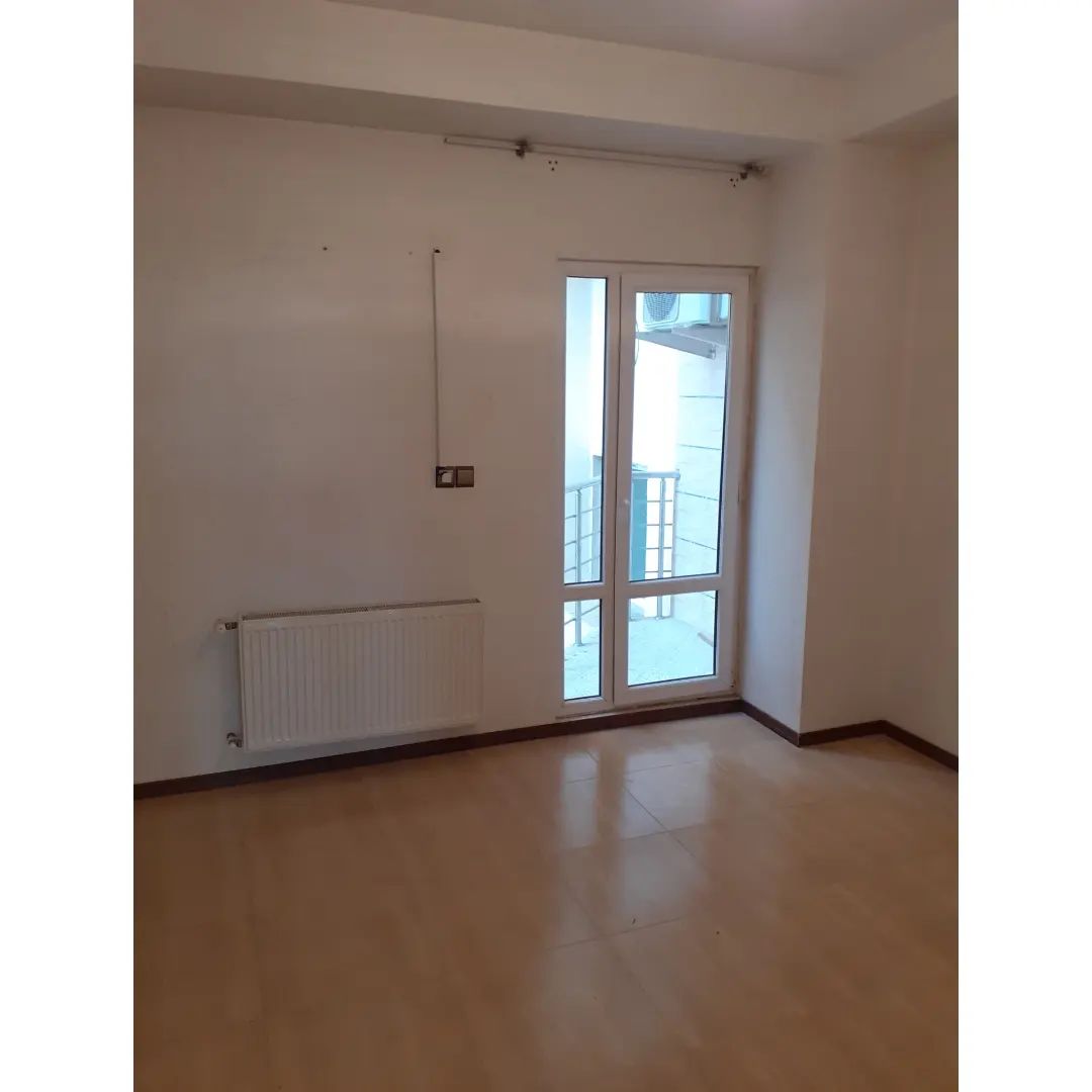 آپارتمان دو خواب فاز 4 هشتگرد (9) آپارتمان دو خواب فاز 4 هشتگرد (9)