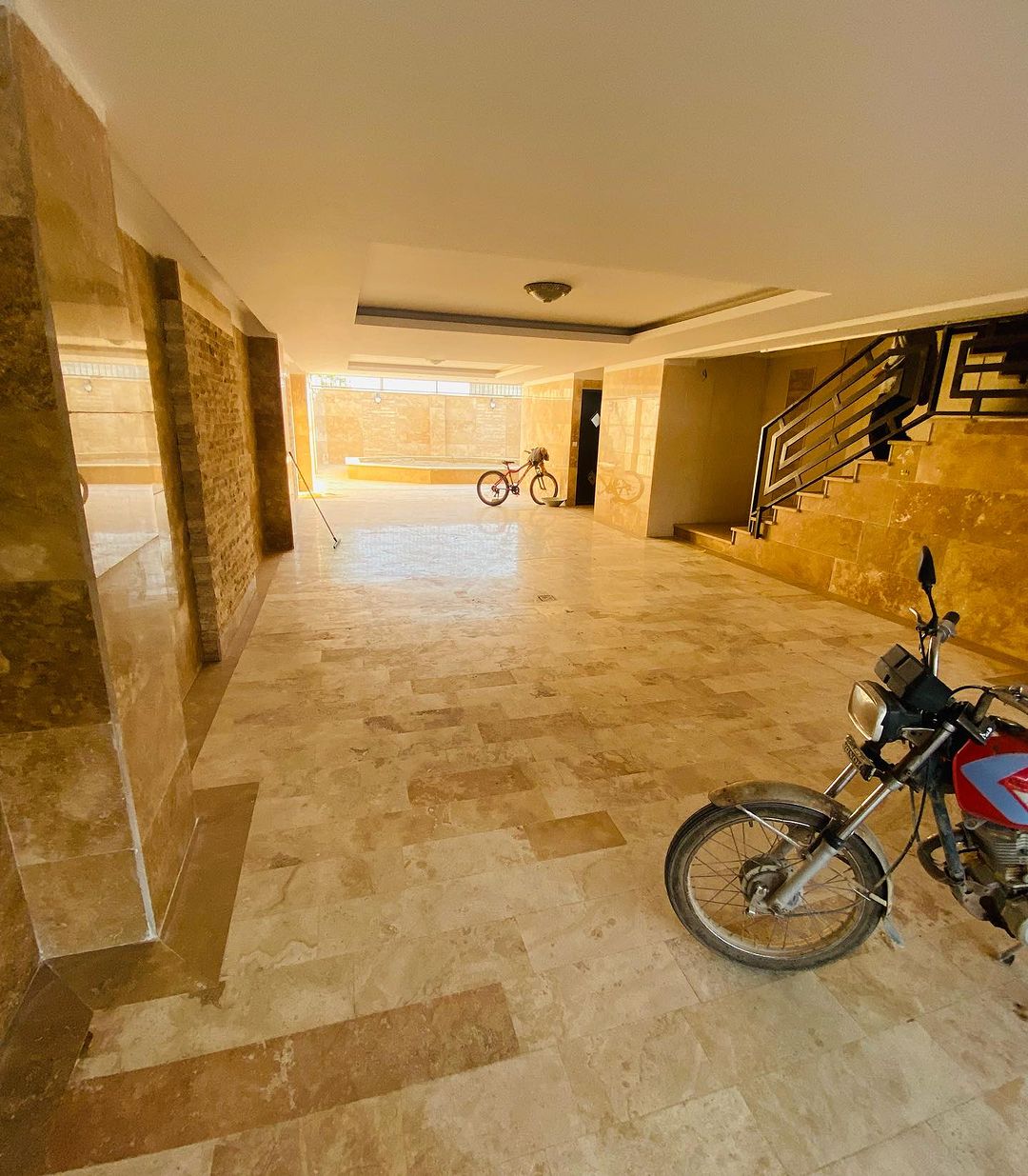 خانه ویلایی 270 متر فاز 2 (10) خانه ویلایی 270 متر فاز 2 (10)