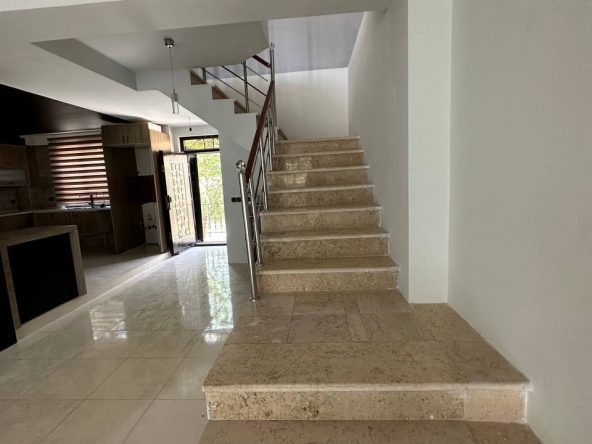 خانه ویلایی فاز 2 هشتگرد (6)