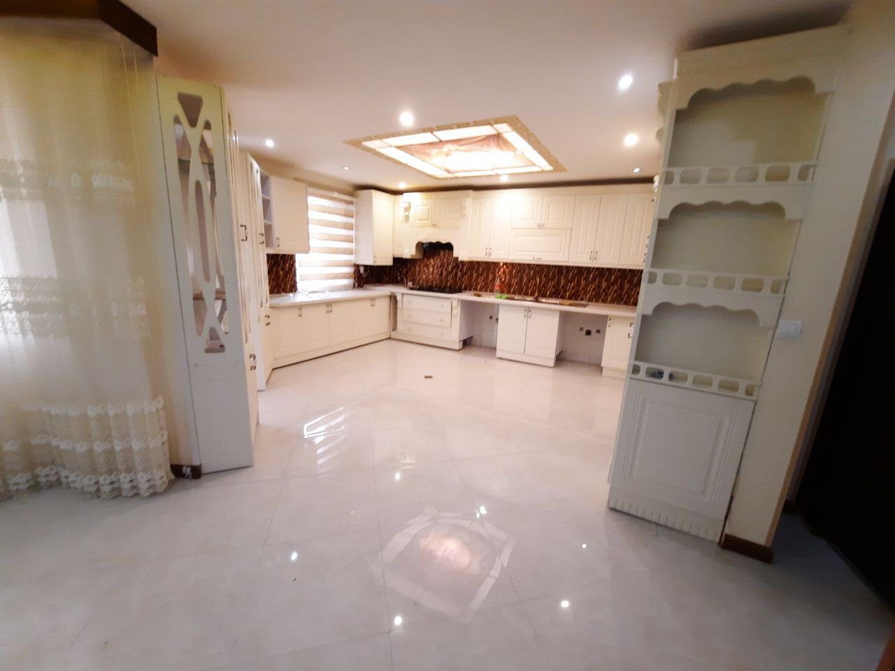 ویلا 400 متر فاز 1 (1) ویلا 400 متر فاز 1 (1)