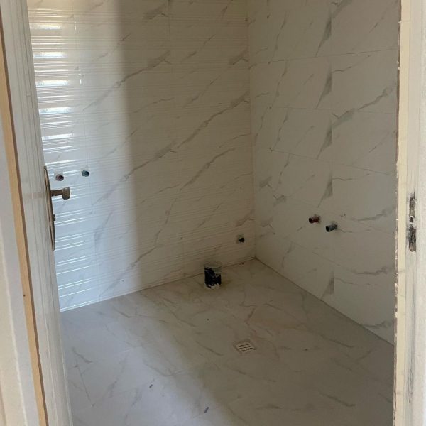 آپارتمان 134 متری فاز 1 هشتگرد (1)