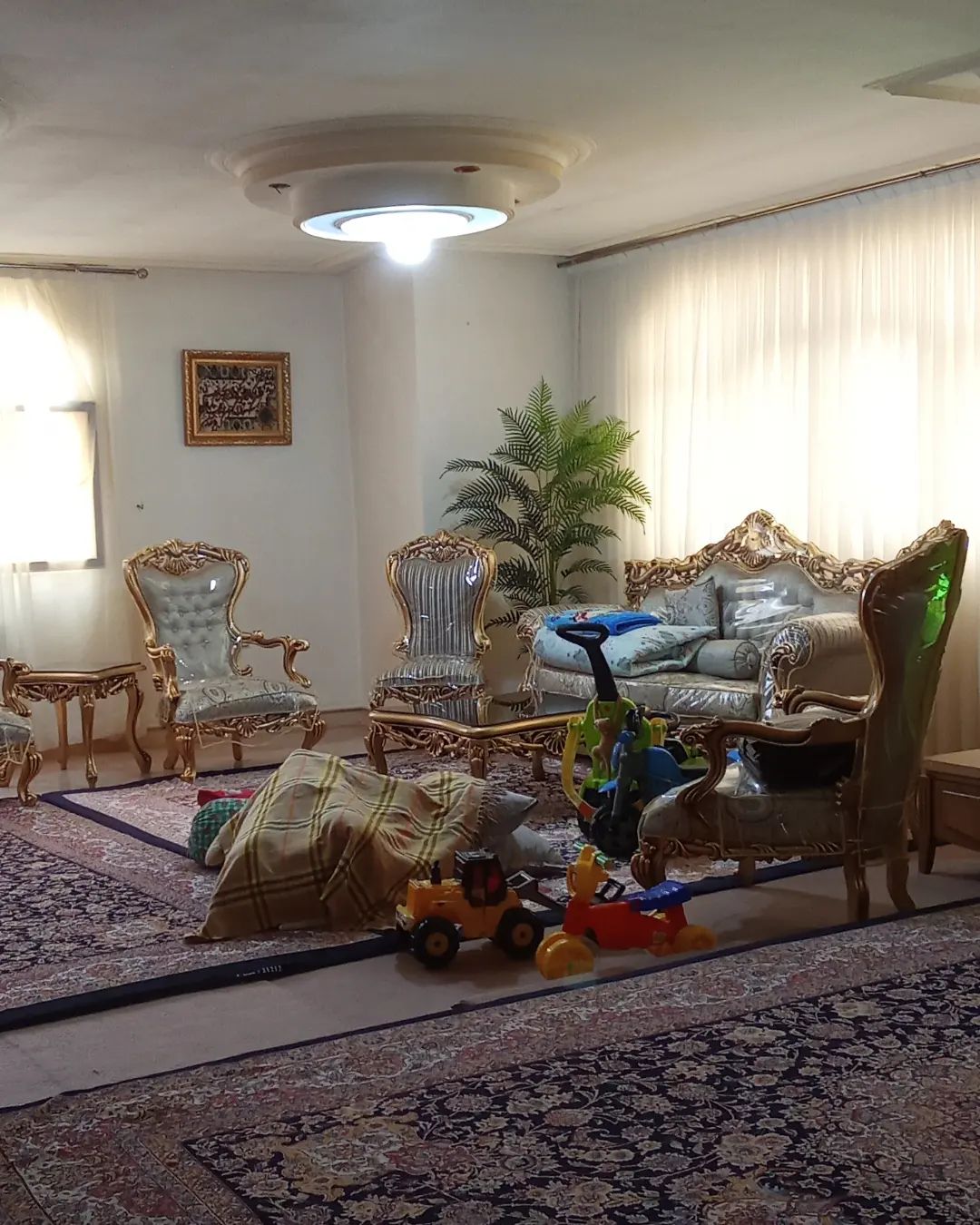 آپارتمان 3 خوابه هشتگرد فاز 2