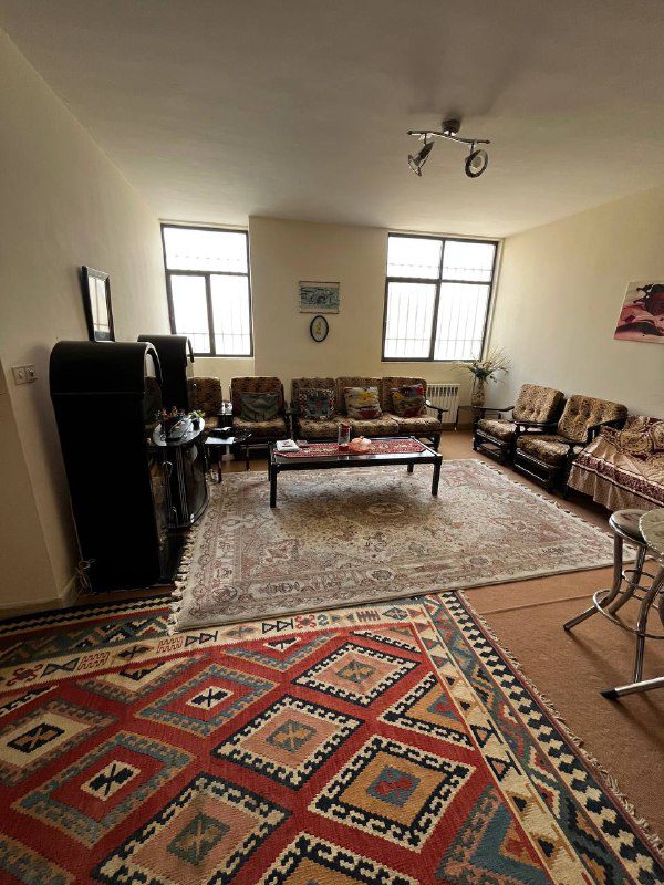 آپارتمان 70 متری فاز 2 مهستان