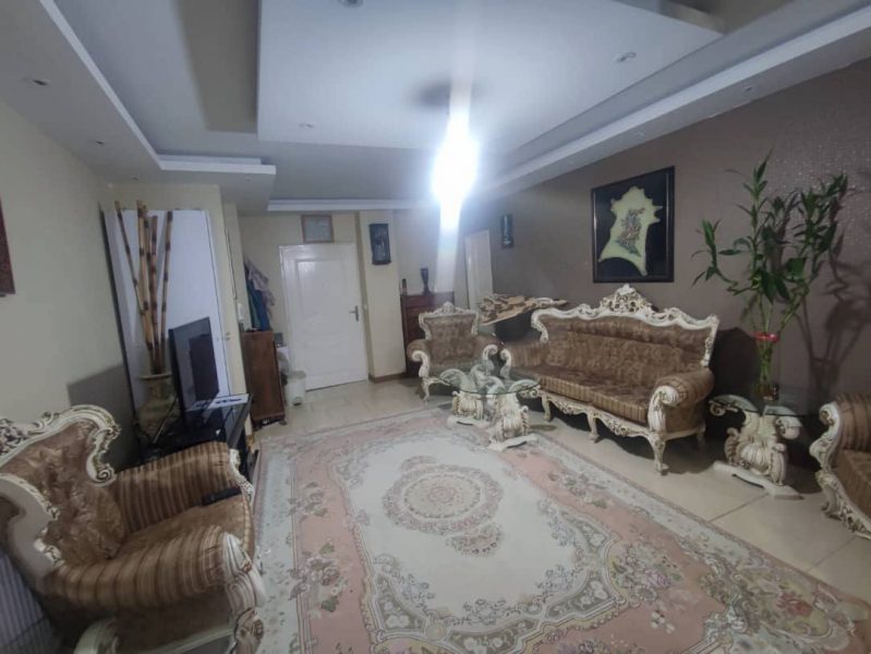 آپارتمان 98 متری فاز 1 هشتگرد