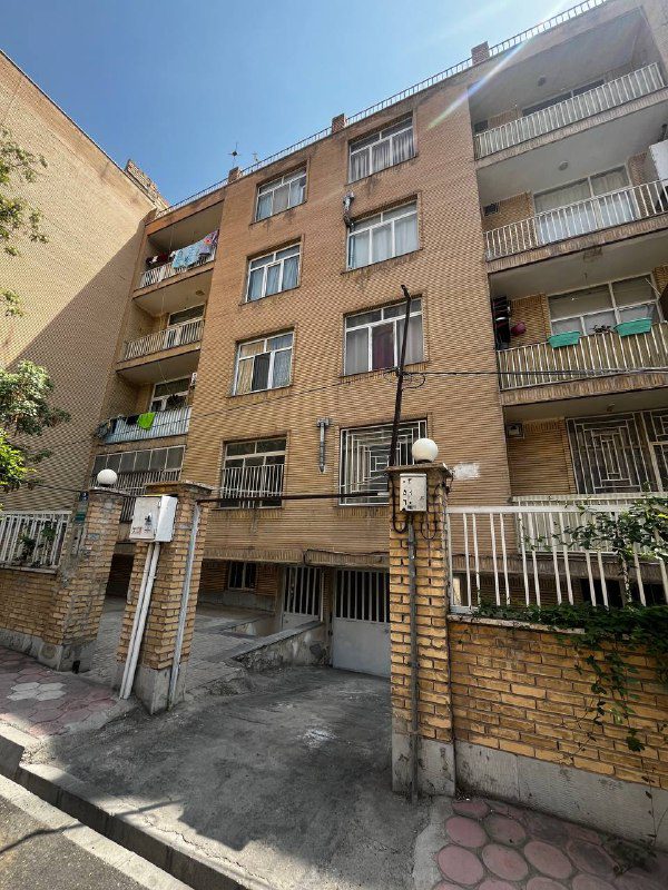 آپارتمان 85 متری فاز 1 هشتگرد