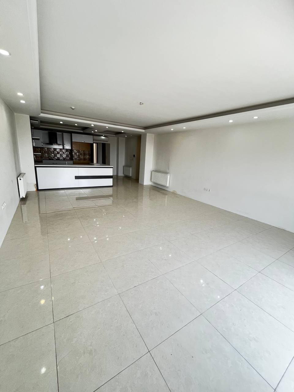 آپارتمان شخصی ساز نوساز فاز2 شهرجدید هشتگرد (1)